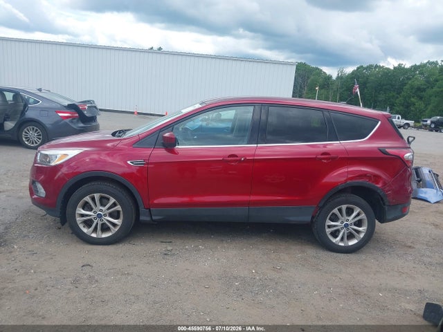 Ford ESCAPE SE 2017 1FMCU9GD3HUB82761 Image 15