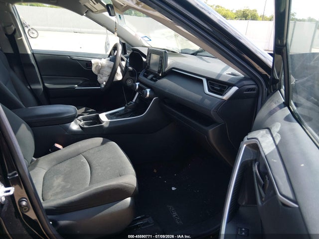 Toyota RAV4 LE 2021 2T3H1RFV7MC141545 Image 5