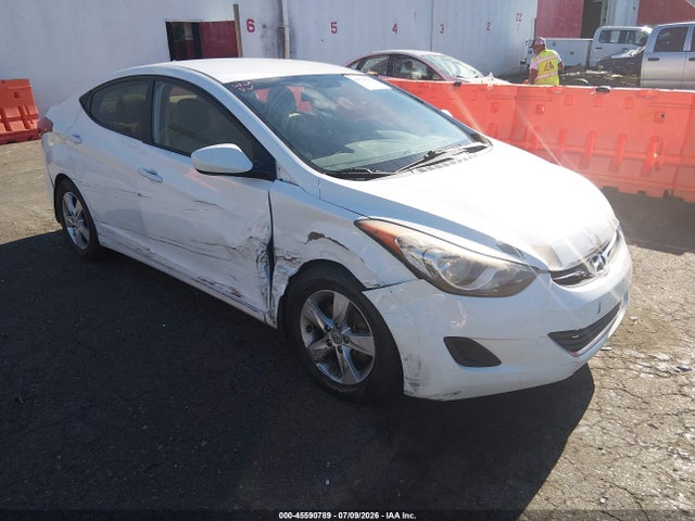 2013 Hyundai Elantra Gls მანქანა იყიდება აუქციონზე, vin: 5NPDH4AE2DH369351, აუქციონის ნომერი: 45590789