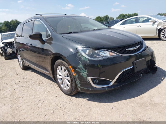 Aukcja sprzedaży 2018 Chrysler Pacifica Touring L, vin: 2C4RC1BG4JR124309, numer aukcji: 45590820