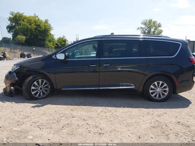 Aukcja sprzedaży 2018 Chrysler Pacifica Touring L, vin: 2C4RC1BG4JR124309, numer aukcji: 45590820