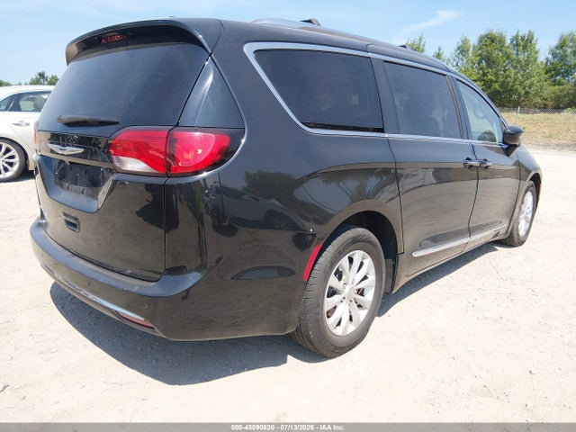 Aukcja sprzedaży 2018 Chrysler Pacifica Touring L, vin: 2C4RC1BG4JR124309, numer aukcji: 45590820