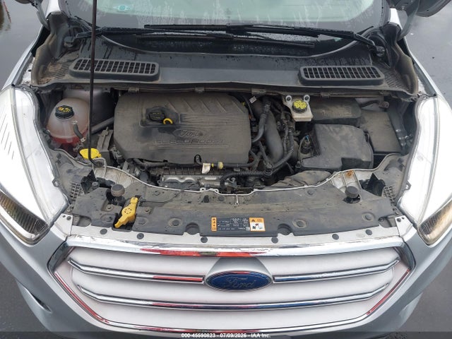 1FMCU9GD4JUD08597 Ford ESCAPE SE