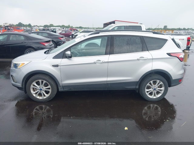 1FMCU9GD4JUD08597 Ford ESCAPE SE