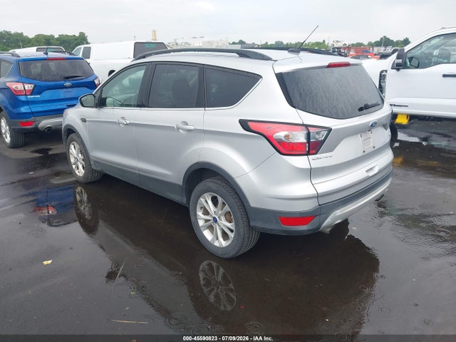 1FMCU9GD4JUD08597 Ford ESCAPE SE