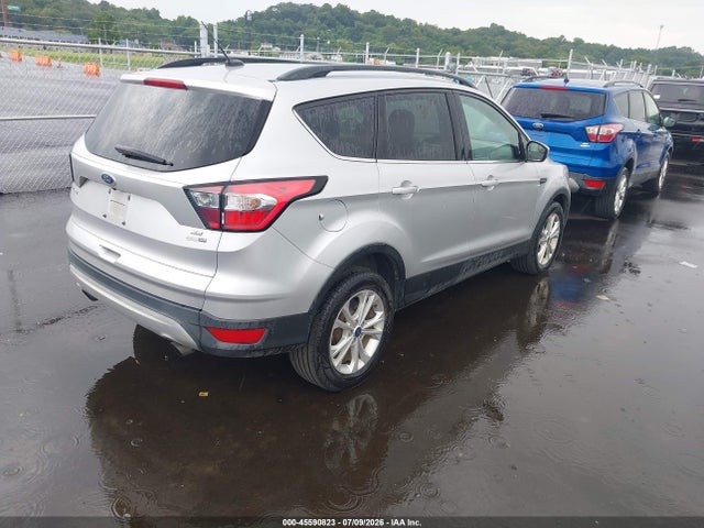 1FMCU9GD4JUD08597 Ford ESCAPE SE
