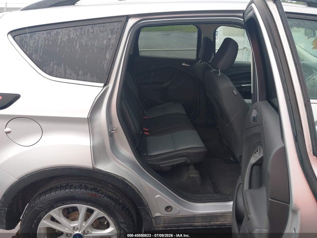 1FMCU9GD4JUD08597 Ford ESCAPE SE