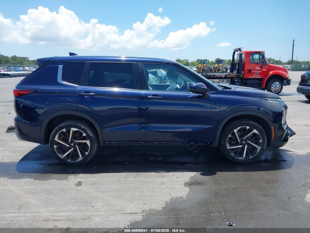 45590841 :رقم المزاد ، JA4J3UA83NZ011403 vin ، 2022 Mitsubishi Outlander Black Edition 2wd/se 2.5 2wd/se Launch Edition 2wd مزاد بيع