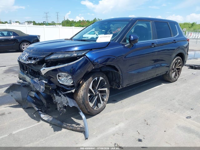 45590841 :رقم المزاد ، JA4J3UA83NZ011403 vin ، 2022 Mitsubishi Outlander Black Edition 2wd/se 2.5 2wd/se Launch Edition 2wd مزاد بيع