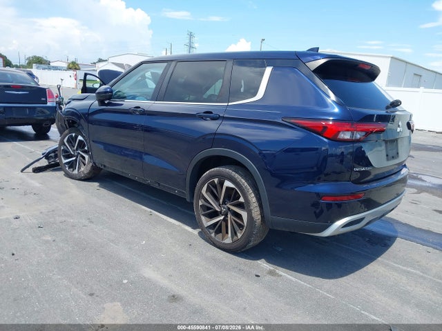 45590841 :رقم المزاد ، JA4J3UA83NZ011403 vin ، 2022 Mitsubishi Outlander Black Edition 2wd/se 2.5 2wd/se Launch Edition 2wd مزاد بيع