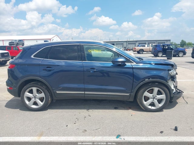 Продажа на аукционе авто 2017 Lincoln Mkc Premiere, vin: 5LMCJ1D99HUL27275, номер лота: 45590892