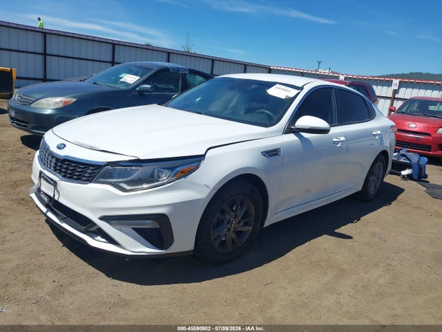 KIA Optima Lx 2020 5XXGT4L30LG425773 Image 2