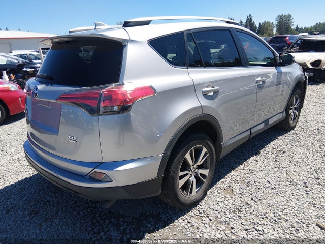 Toyota Rav4 Xle 2017 2T3RFREVXHW574255 Image 4