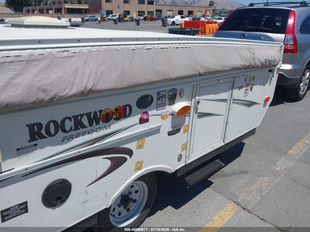 Rockwood Freedom 2014 4X4CFM413ED291190 Image 7