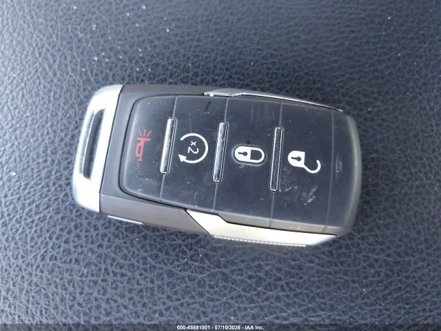 45591001 :رقم المزاد ، 1C6SRFFT4NN361493 vin ، 2022 Ram 1500 Big Horn  4x4 5'7 Box مزاد بيع