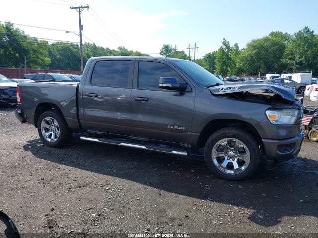 45591001 :رقم المزاد ، 1C6SRFFT4NN361493 vin ، 2022 Ram 1500 Big Horn  4x4 5'7 Box مزاد بيع
