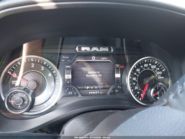45591001 :رقم المزاد ، 1C6SRFFT4NN361493 vin ، 2022 Ram 1500 Big Horn  4x4 5'7 Box مزاد بيع