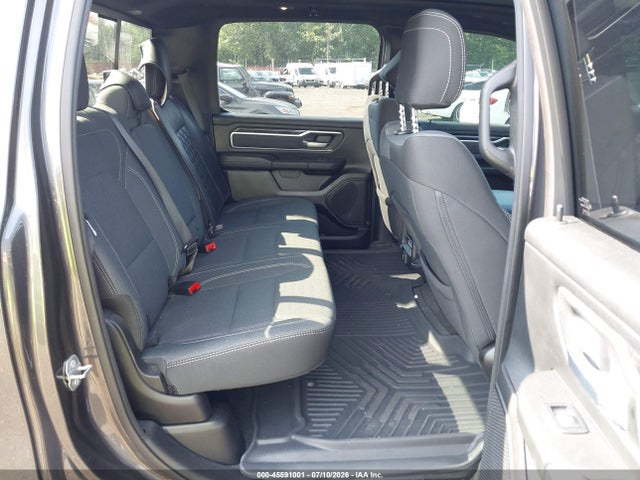 45591001 :رقم المزاد ، 1C6SRFFT4NN361493 vin ، 2022 Ram 1500 Big Horn  4x4 5'7 Box مزاد بيع