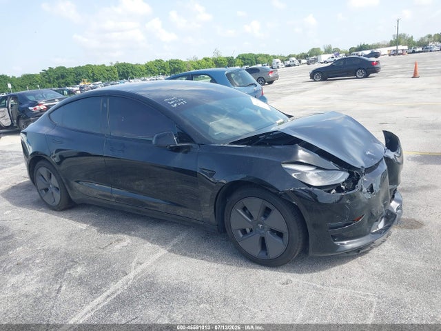 5YJ3E1EA7NF110185 Tesla Model 3 Rear-wheel Drive