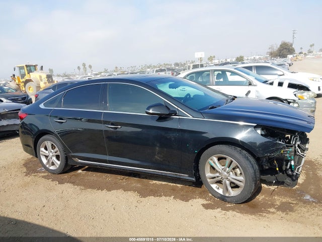 2018 Hyundai Sonata Sport მანქანა იყიდება აუქციონზე, vin: 5NPE34AF2JH693150, აუქციონის ნომერი: 45591015