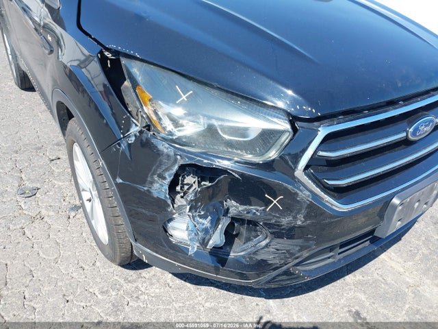 1FMCU9GD9HUD42884 Ford ESCAPE SE