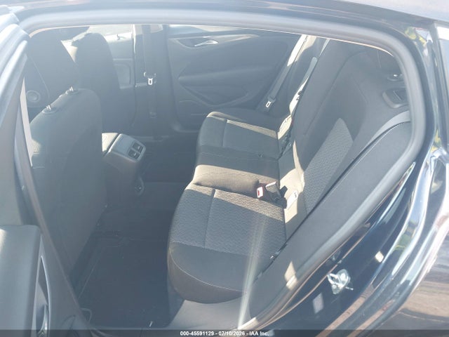 45591129 :رقم المزاد ، W04GL6SX9J1127984 vin ، 2018 Buick Regal Sportback Preferred مزاد بيع