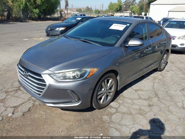 Hyundai Elantra Value Edition 2018 5NPD84LF1JH380374 Image 2