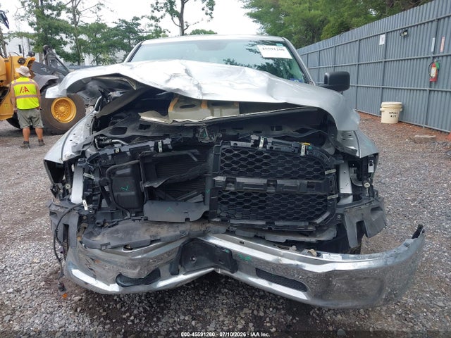 45591260 :رقم المزاد ، 1C6RR7GG7JS120450 vin ، 2018 Ram 1500 Slt  4x4 6'4 Box مزاد بيع