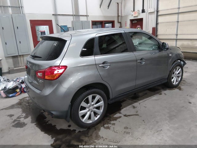 4A4AP4AU4FE014559 Mitsubishi Outlander Sport Se