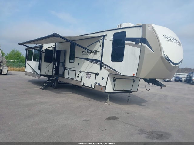 Продажа на аукционе авто 2022 Forest River Wildwood 369bl, vin: 4X4FWBN2XNV707562, номер лота: 45591348