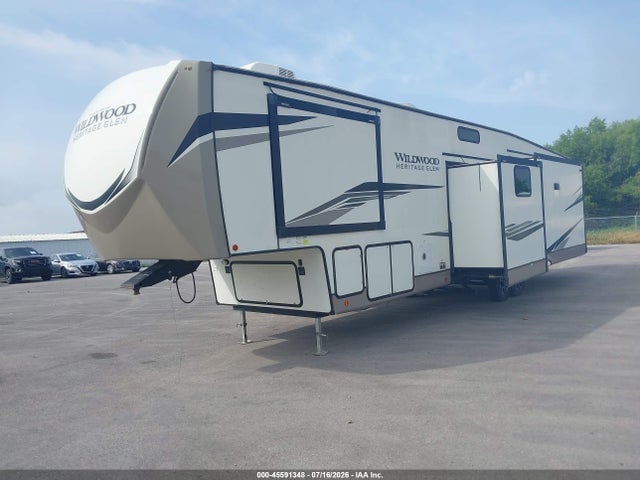 45591348 :رقم المزاد ، 4X4FWBN2XNV707562 vin ، 2022 Forest River Wildwood 369bl مزاد بيع