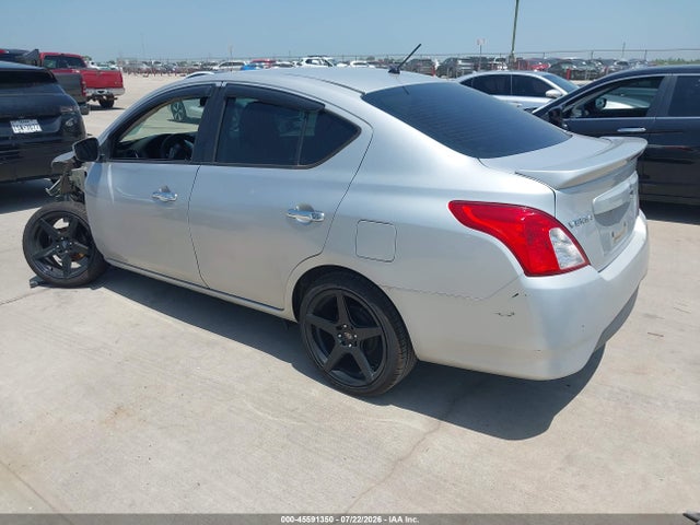 3N1CN7AP9JL854639 Nissan Versa 1.6 Sv