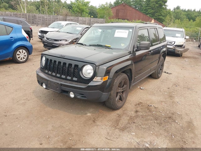 Jeep Patriot Altitude 2014 1C4NJPBA5ED705409 Image 2