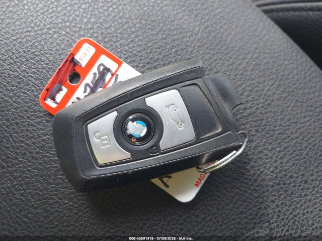 BMW 320i 2015 WBA3B1C52FK139884 Image 11