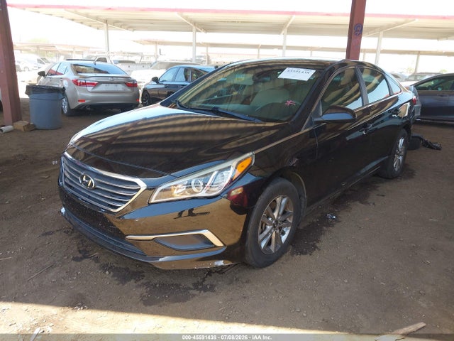 Hyundai SONATA SE 2017 5NPE24AF4HH522851 Image 2