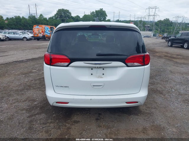 Chrysler Voyager L 2020 2C4RC1AG4LR193201 Image 16