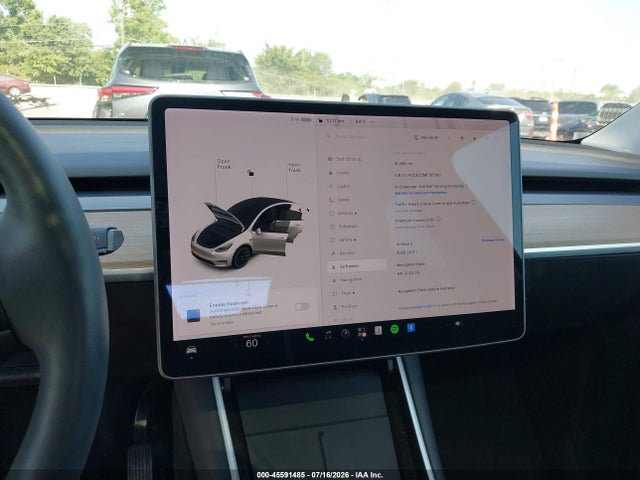 Продаж на аукціоні авто 2021 Tesla Model Y Standard Range Rear-wheel Drive, vin: 5YJYGDED2MF105910, номер лоту: 45591485