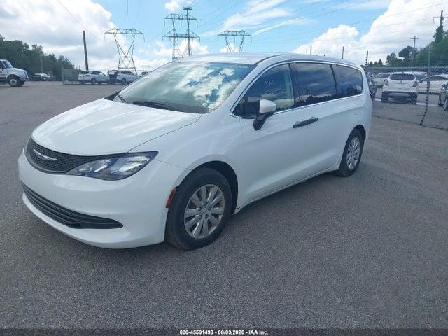 Chrysler Voyager L 2020 2C4RC1AG2LR193200 Image 2