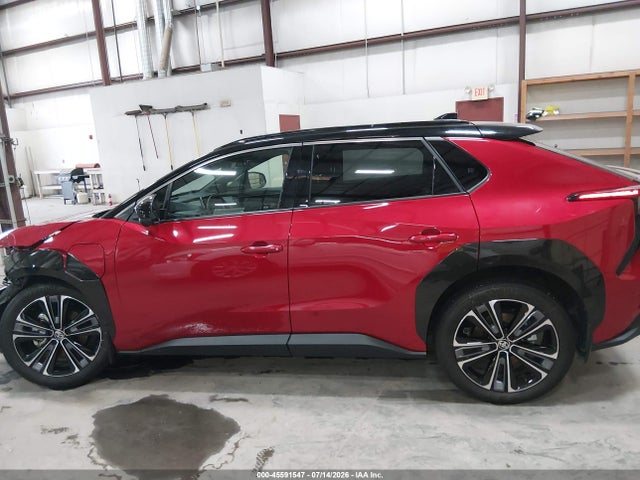 Продажа на аукционе авто 2024 Toyota Bz4x Limited, vin: JTMABACA0RA074101, номер лота: 45591547