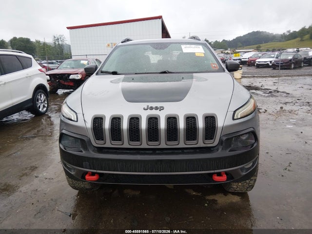 Продажа на аукционе авто 2016 Jeep Cherokee Trailhawk, vin: 1C4PJMBS7GW283649, номер лота: 45591565
