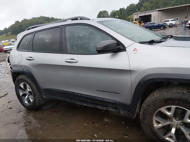 Продажа на аукционе авто 2016 Jeep Cherokee Trailhawk, vin: 1C4PJMBS7GW283649, номер лота: 45591565