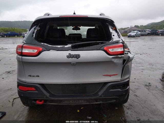 Продажа на аукционе авто 2016 Jeep Cherokee Trailhawk, vin: 1C4PJMBS7GW283649, номер лота: 45591565
