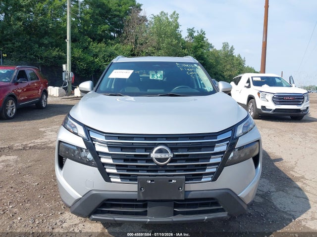 5N1BT3BA5RC670965 Nissan Rogue Sv Fwd