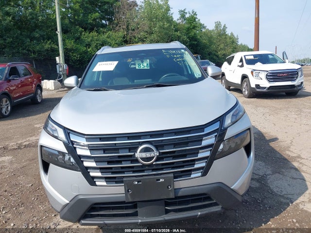 5N1BT3BA5RC670965 Nissan Rogue Sv Fwd