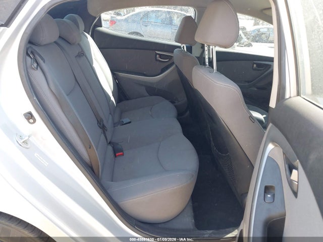 KMHDH4AE6EU172718 Hyundai ELANTRA SE
