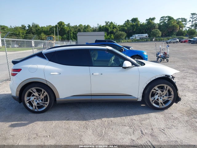 Genesis Gv60 Performance Awd 2023 KMUKEDTB0PU010980 Image 14