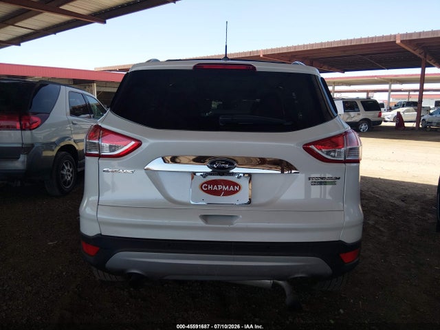 1FMCU0J95GUA09192 Ford Escape Titanium
