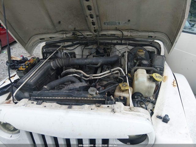 45591698 :رقم المزاد ، 1J4FA59S1YP701023 vin ، 2000 Jeep Wrangler Sahara مزاد بيع