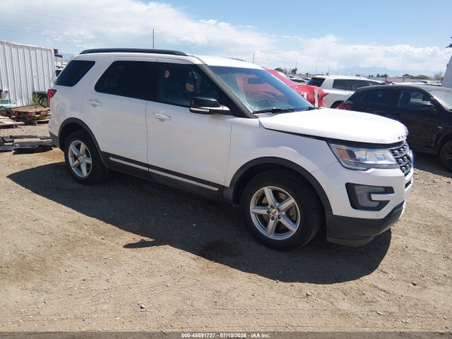 Ford EXPLORER XLT 2017 1FM5K8D88HGD51140 Image 1