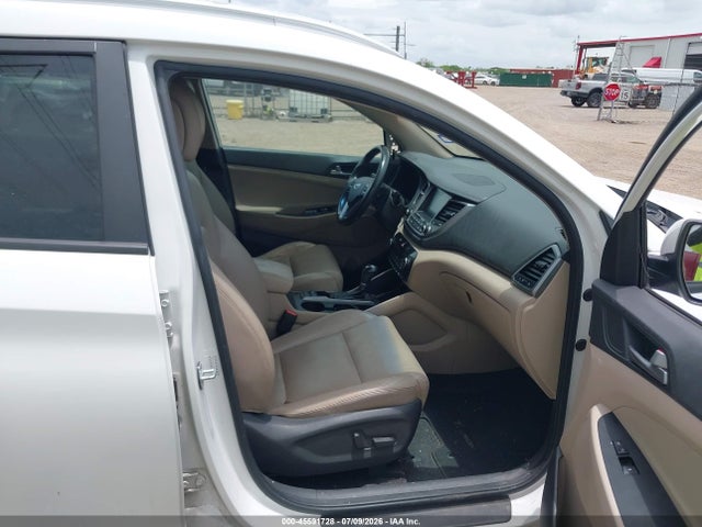 Продаж на аукціоні авто 2017 Hyundai Tucson Se Plus, vin: KM8J33A43HU508428, номер лоту: 45591728